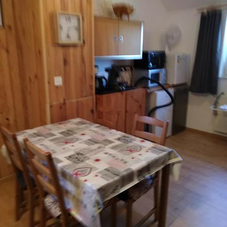 Cozy Apartment In Paliseul With Garden Carlsbourg Dış mekan fotoğraf