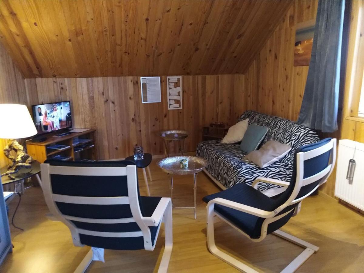 Cozy Apartment In Paliseul With Garden Carlsbourg Dış mekan fotoğraf