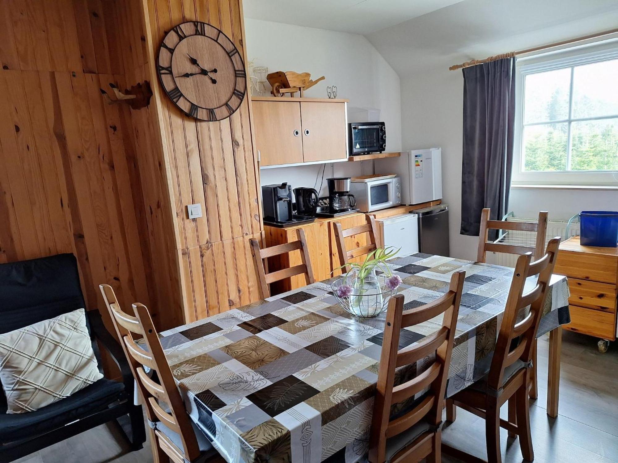 Cozy Apartment In Paliseul With Garden Carlsbourg Dış mekan fotoğraf