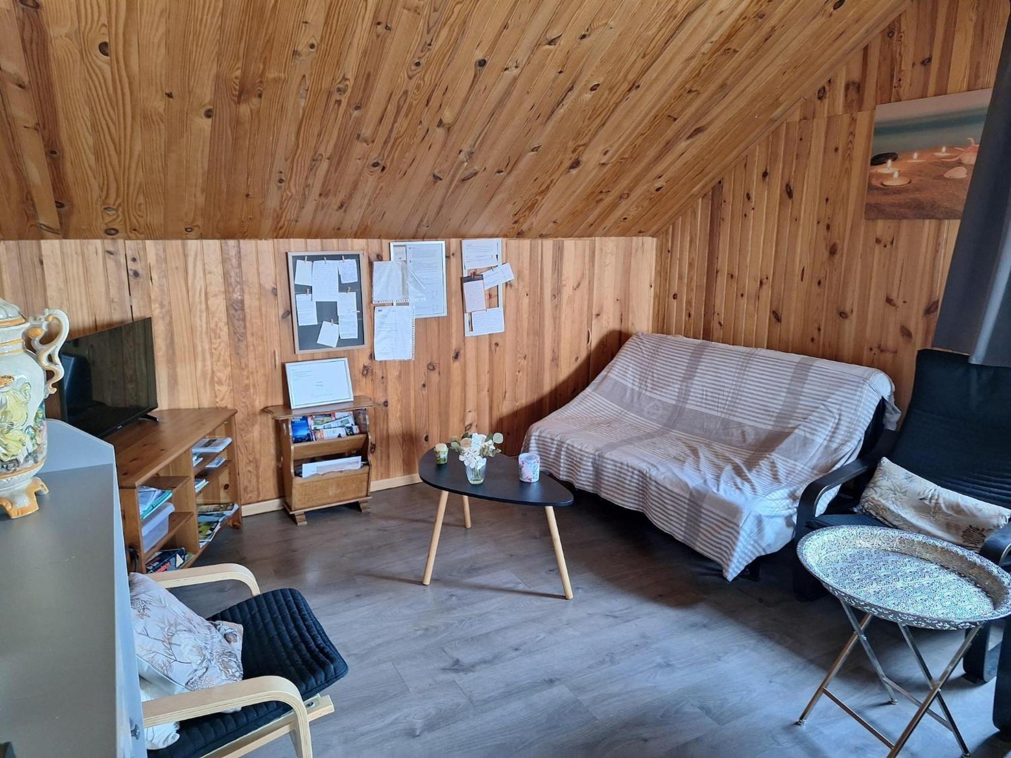 Cozy Apartment In Paliseul With Garden Carlsbourg Dış mekan fotoğraf