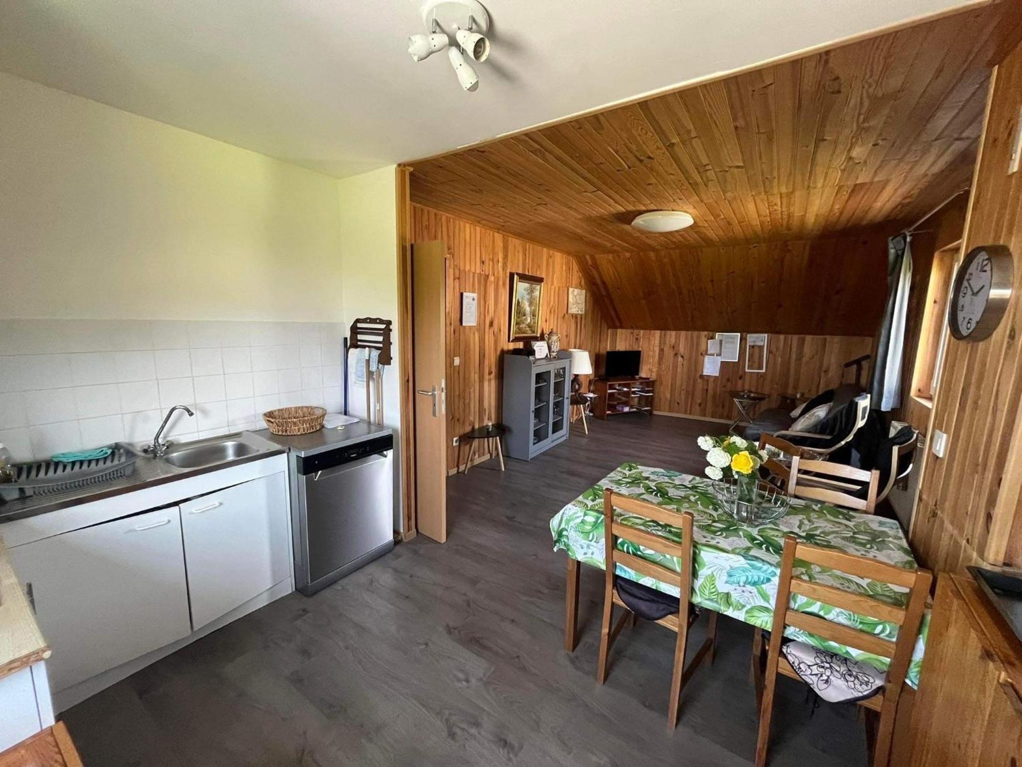 Cozy Apartment In Paliseul With Garden Carlsbourg Dış mekan fotoğraf